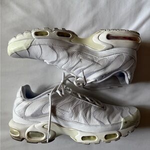 Nike Airmax Plus White